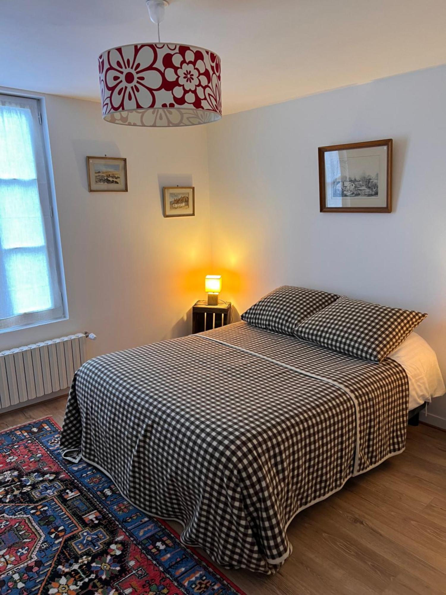 A L'Ecole Buissonniere Bed and Breakfast Honfleur Eksteriør billede